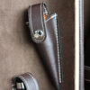 Bauletto in pelle porta bottiglia con accessori vino